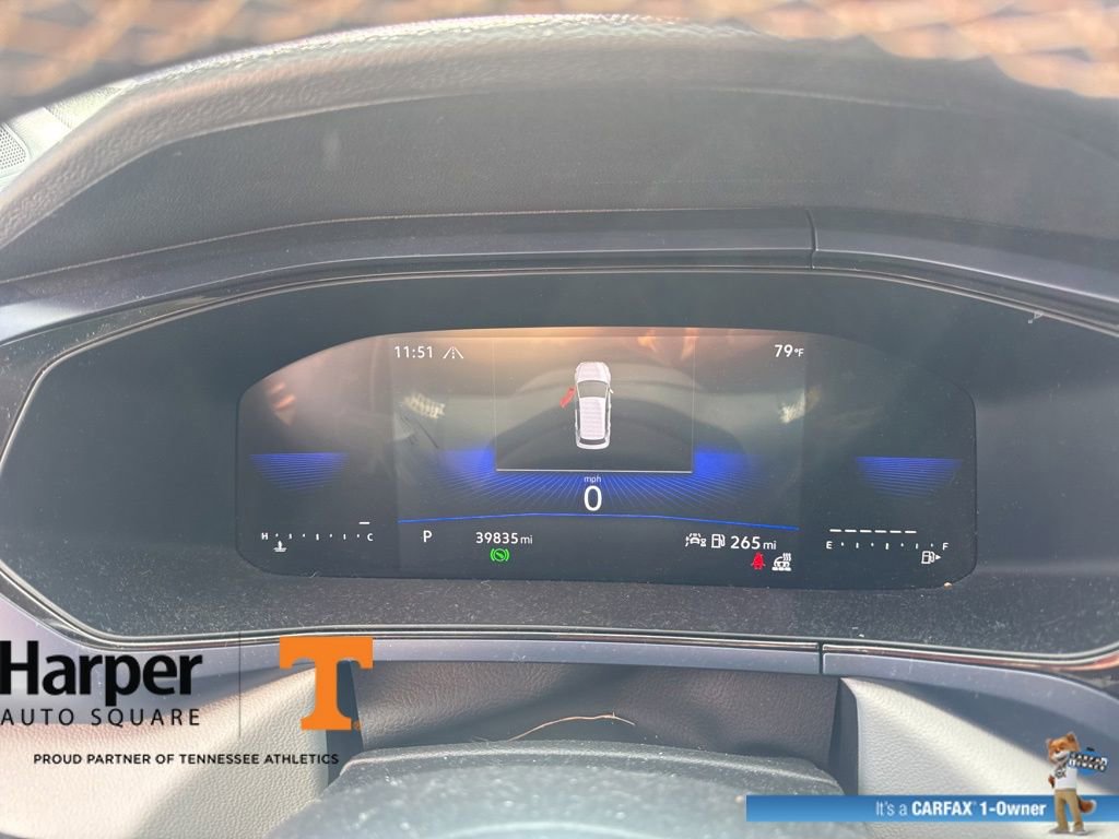 Used 2023 Volkswagen Taos SE w/ Panoramic Sunroof Package image 15