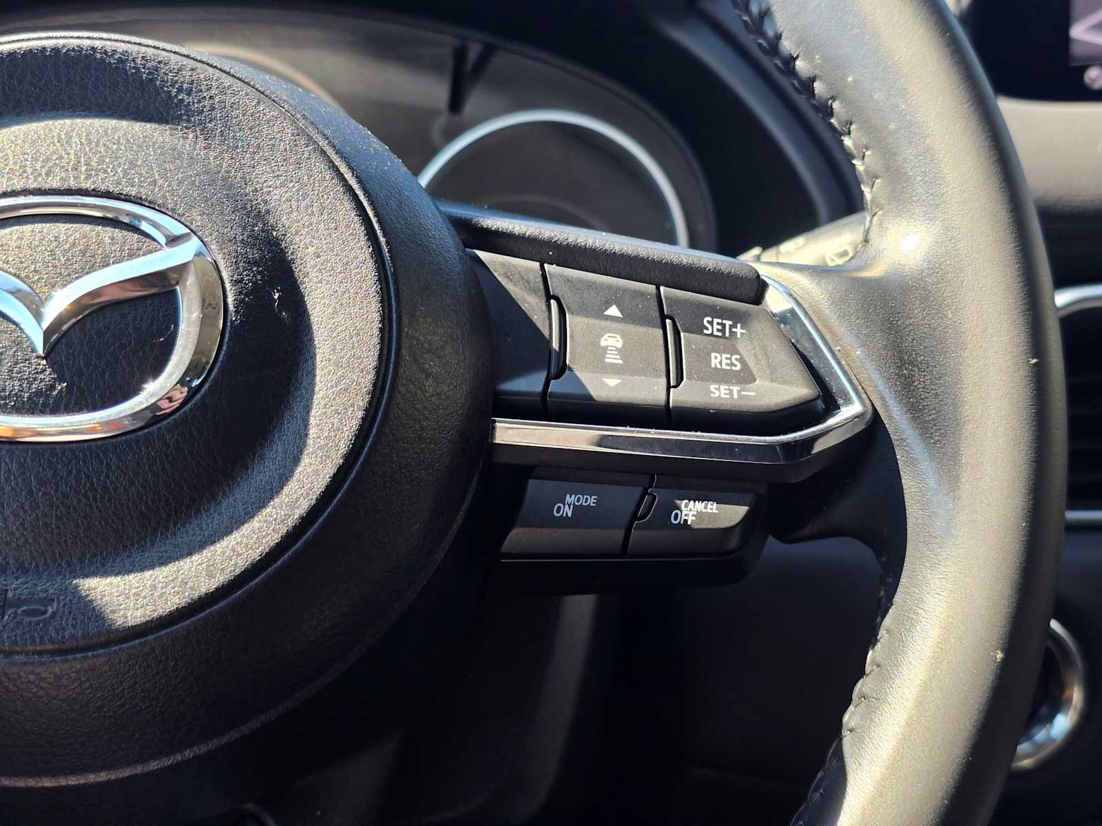 Used 2018 MAZDA CX-5 Touring w/ Preferred Equipment Package AWD/4WD image 30
