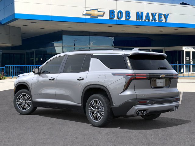 New 2027 Chevrolet Traverse LT FWD image 3