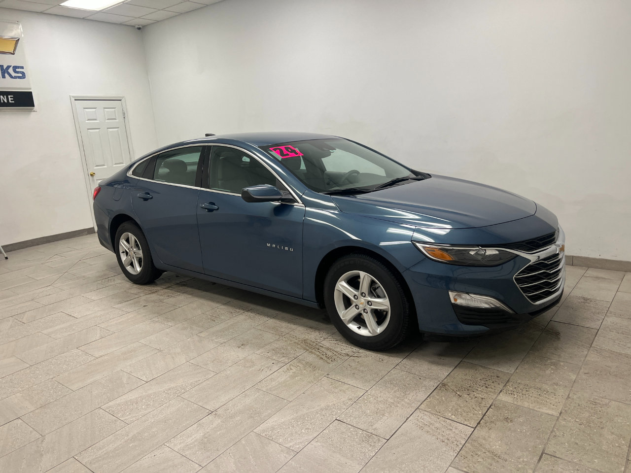 Used 2024 Chevrolet Malibu LS image 11