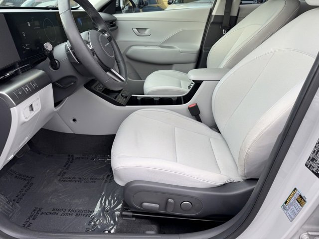 Used 2024 Hyundai Kona SEL w/ Convenience Package image 17