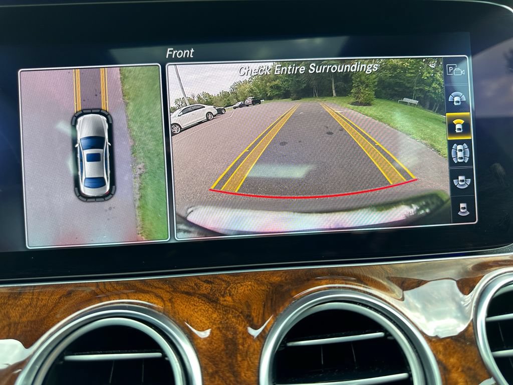 Used 2019 Mercedes-Benz E 300 4MATIC image 18