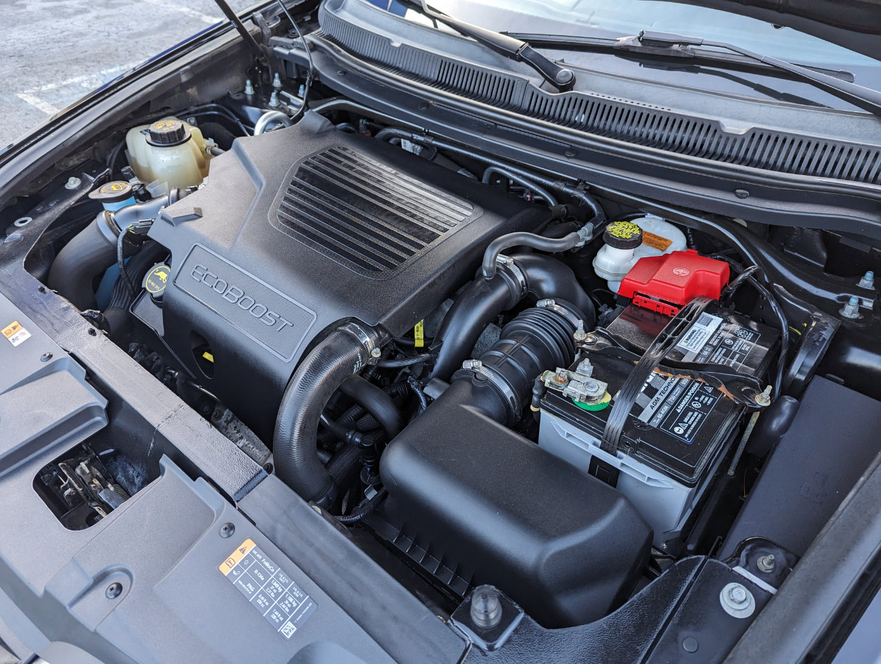 Used 2019 Lincoln MKT AWD image 40