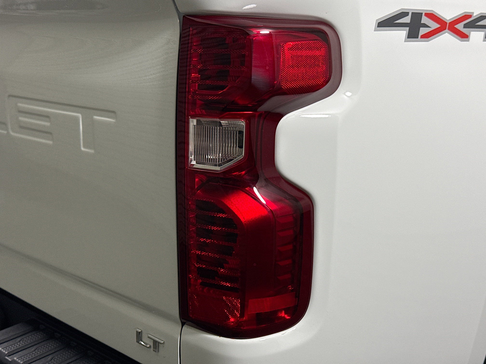 Used 2023 Chevrolet Silverado 2500 LT AWD/4WD image 33