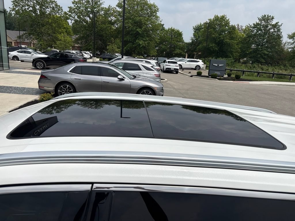Used 2022 Lincoln Aviator Reserve w/ Equipment Group 201A RWD image 17