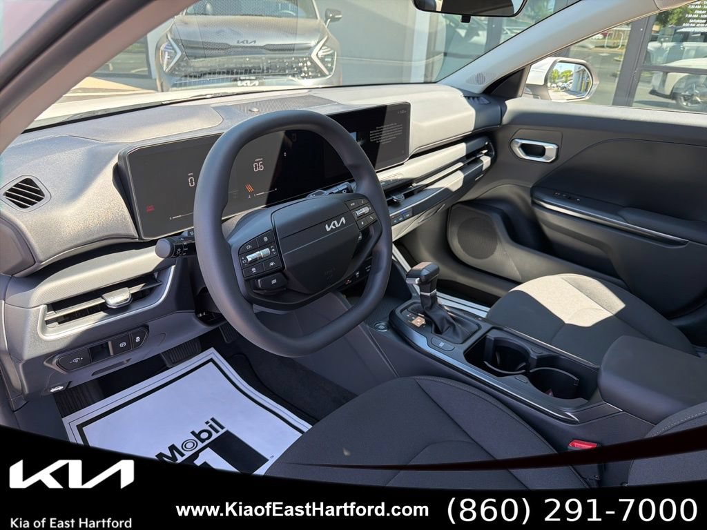 New 2026 Kia K4 FWD image 25