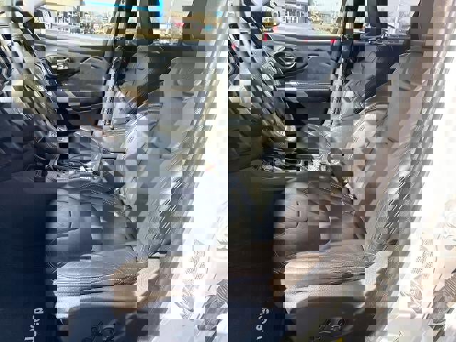 Used 2018 Jeep Cherokee Limited w/ Technology Group image 19