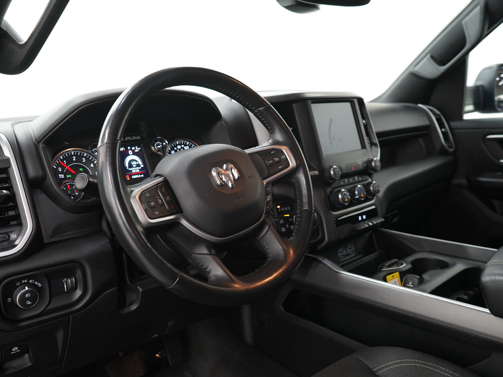 Used 2023 RAM 1500 Big Horn AWD/4WD image 24