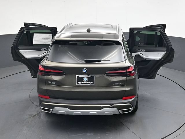 New 2026 BMW X5 xDrive40i w/ Premium Package AWD/4WD image 41