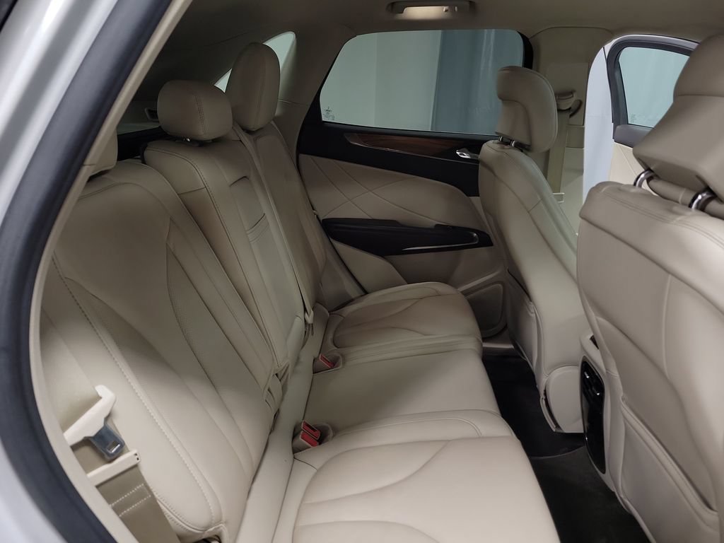 Used 2017 Lincoln MKC Select w/ Select Plus Package AWD/4WD image 27