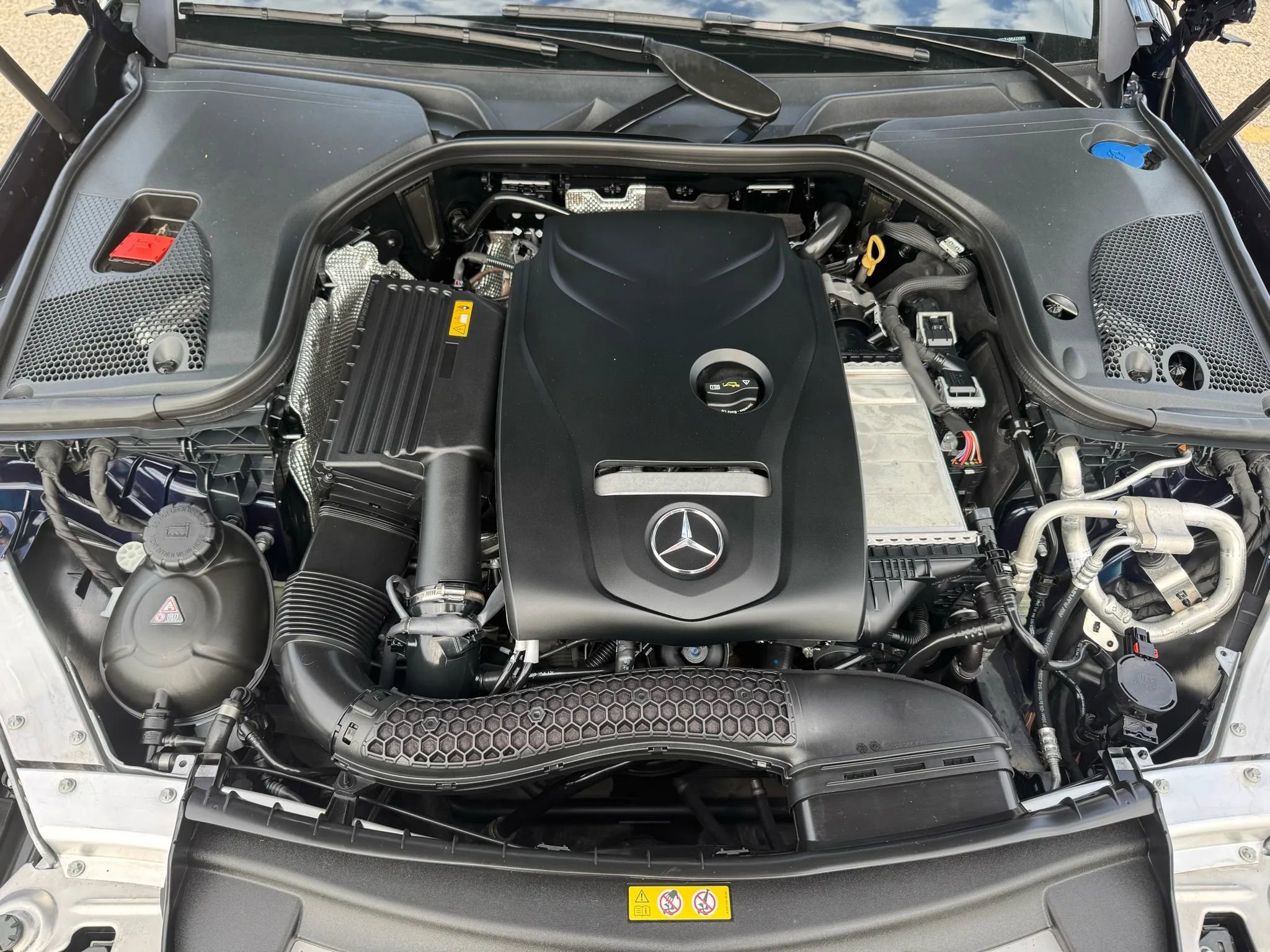 Used 2018 Mercedes-Benz E 300 E 300 Sedan 4D image 40