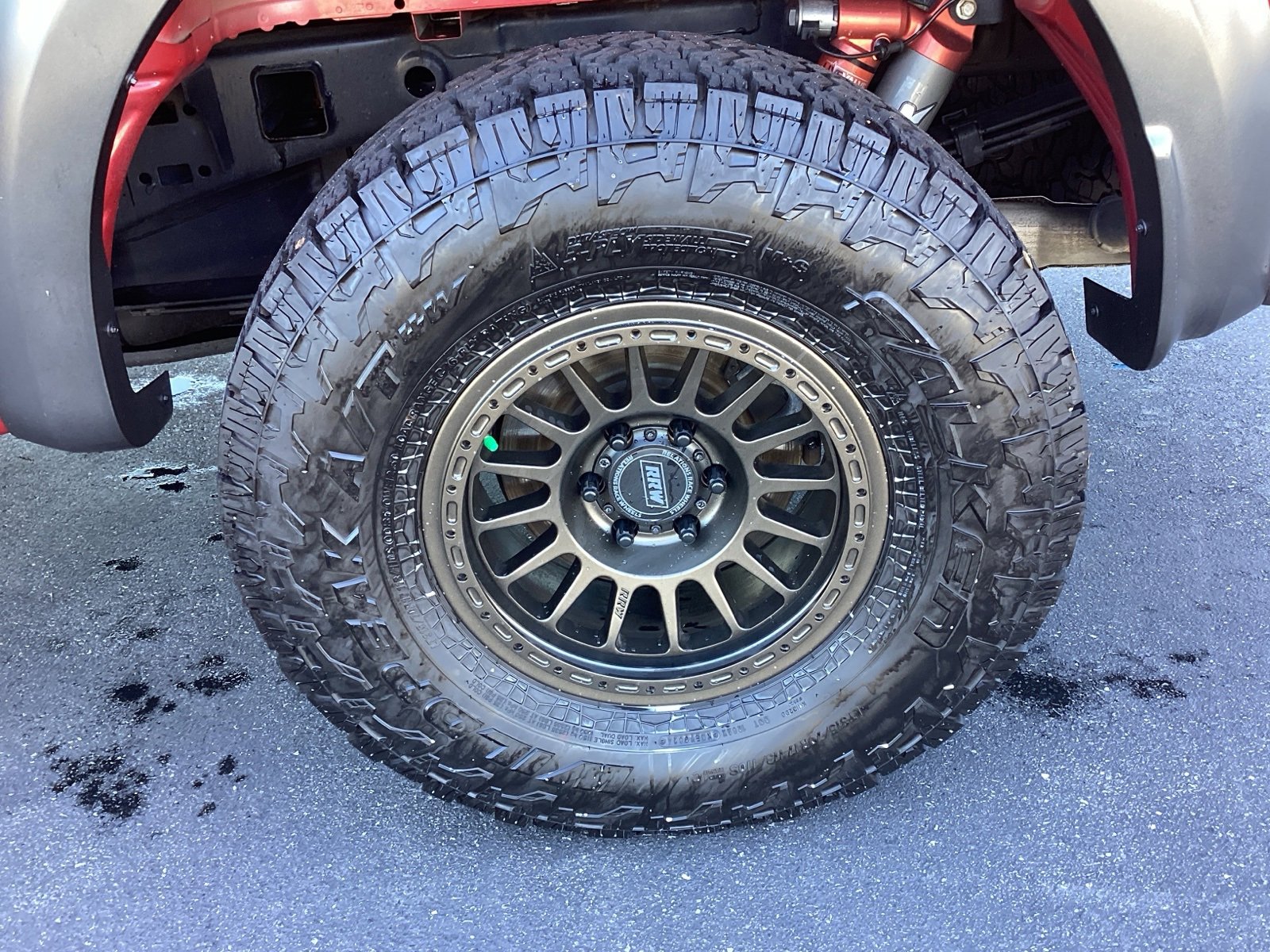 Used 2020 Ford F150 Raptor w/ Equipment Group 801A Mid image 24