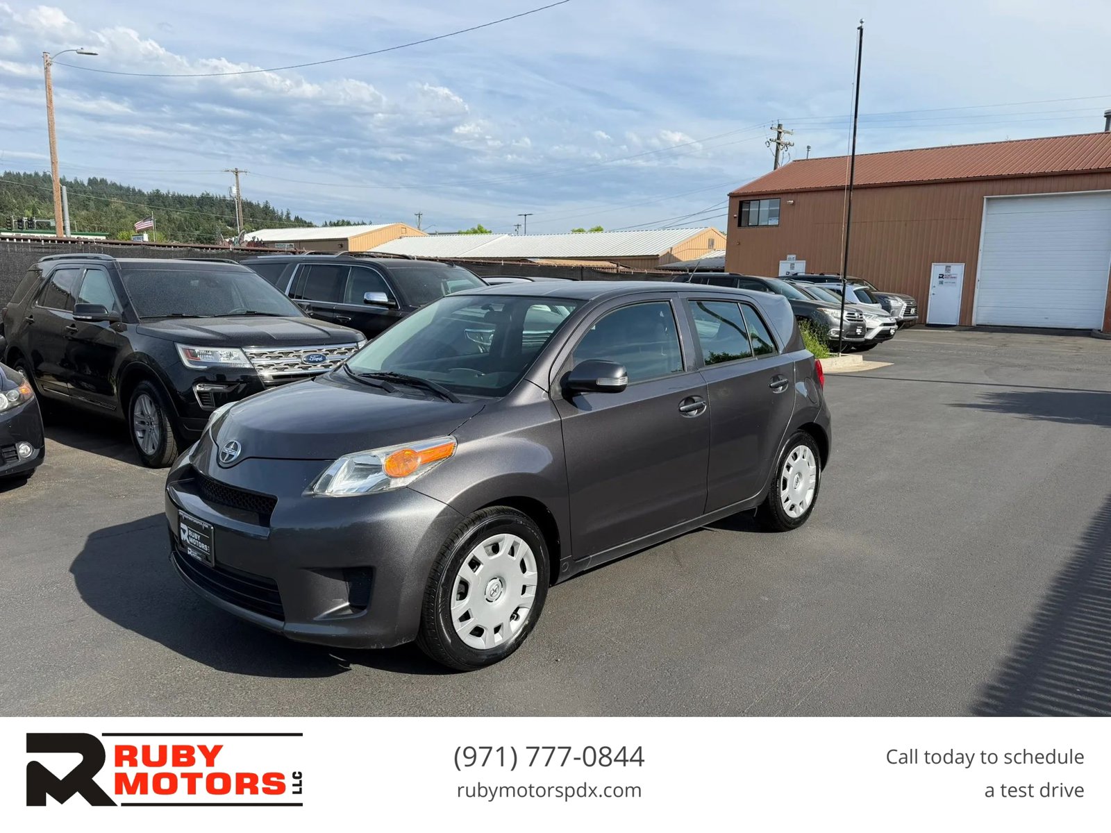 Used 2012 Scion xD FWD image 1