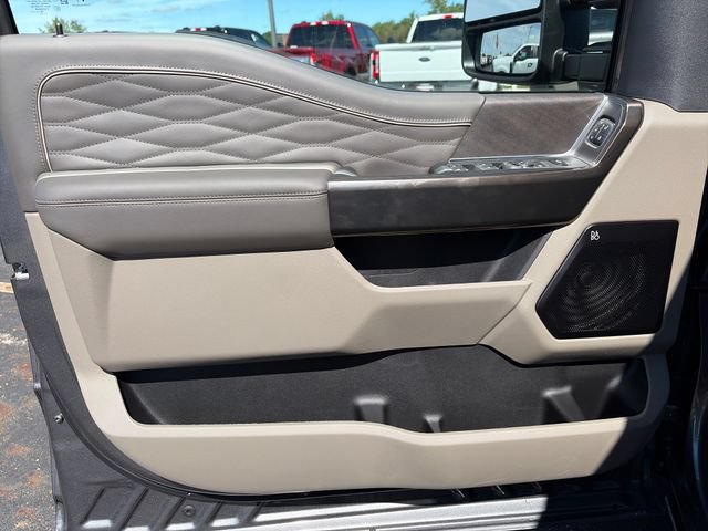New 2027 Ford F450 Platinum w/ Platinum Plus Package AWD/4WD image 17