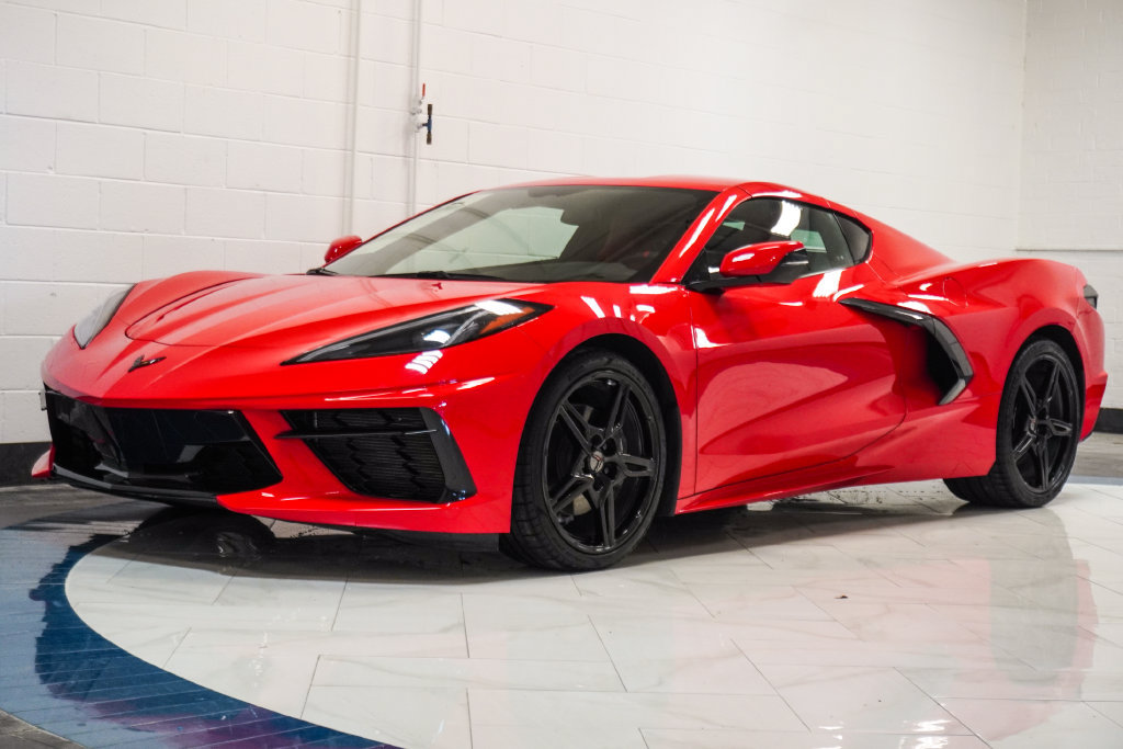 Used 2023 Chevrolet Corvette Stingray Coupe w/ 1LT RWD image 4