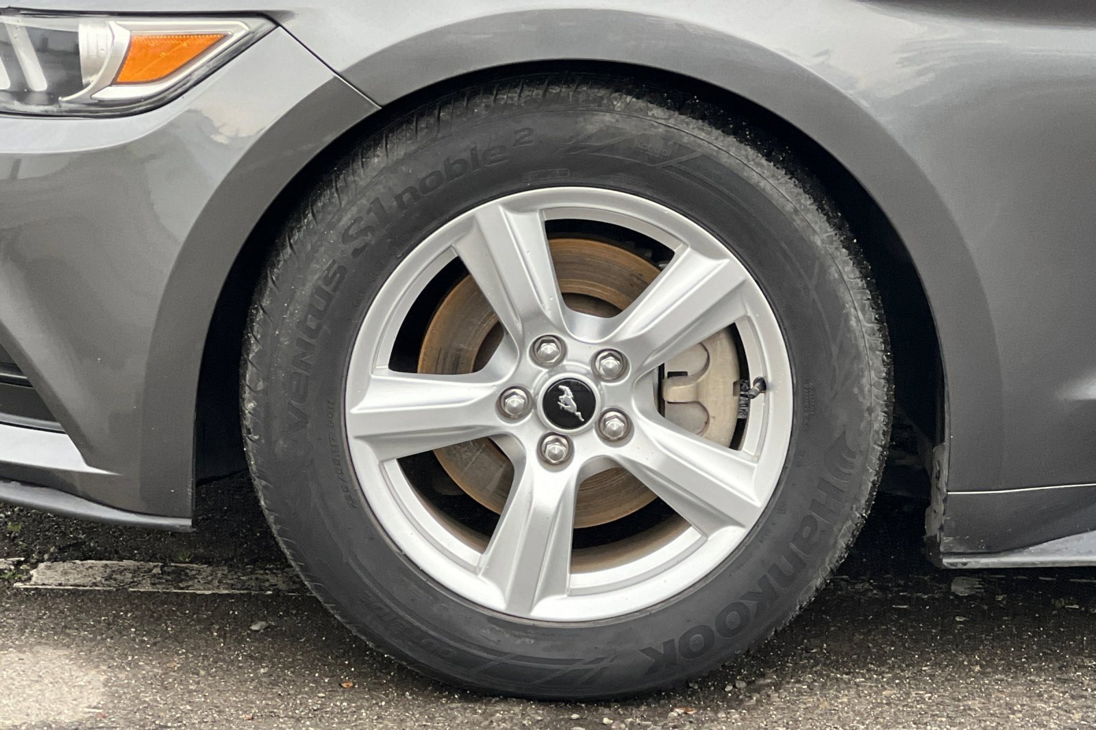 Used 2015 Ford Mustang Coupe image 24