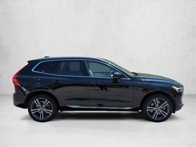 Used 2021 Volvo XC60 T8 Inscription Expression w/ Climate Package image 4