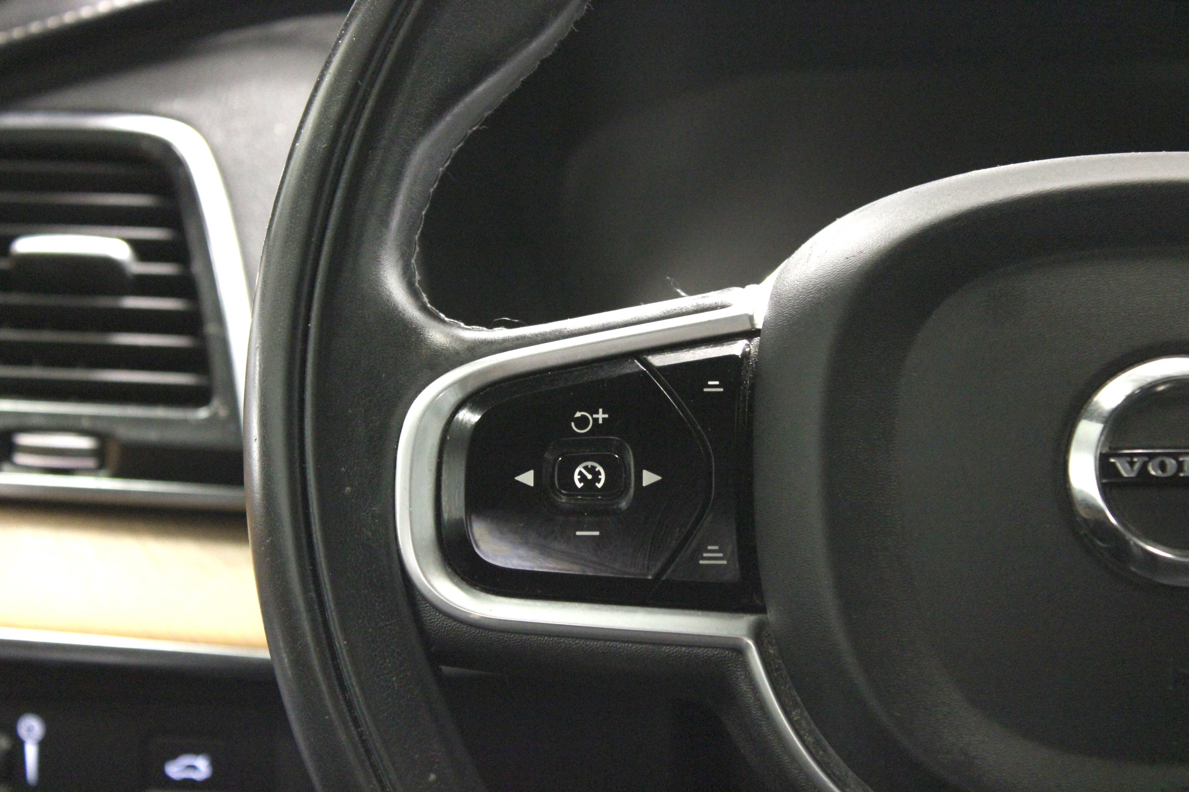 Used 2018 Volvo XC90 T6 Inscription w/ Convenience Package AWD/4WD image 25