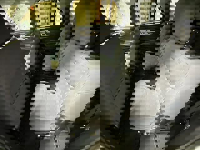 Used 2025 Ford Explorer Active image 24