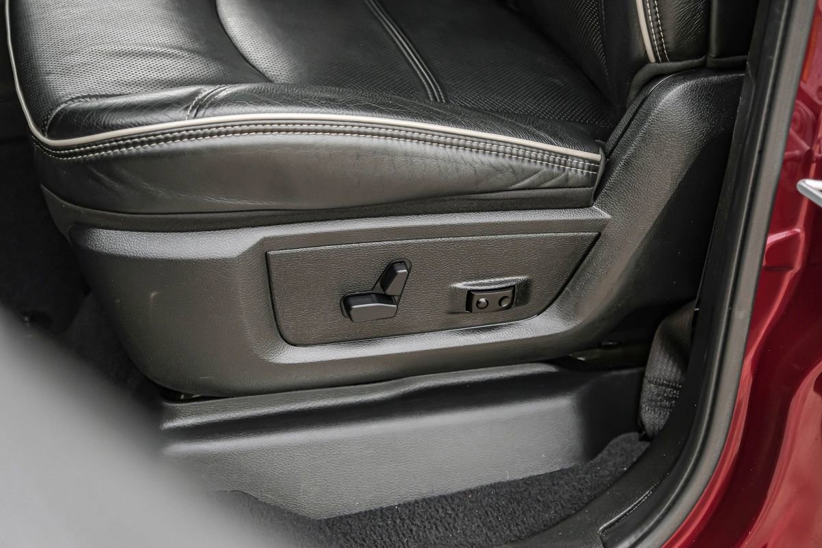 Used 2019 RAM 3500 Limited image 36