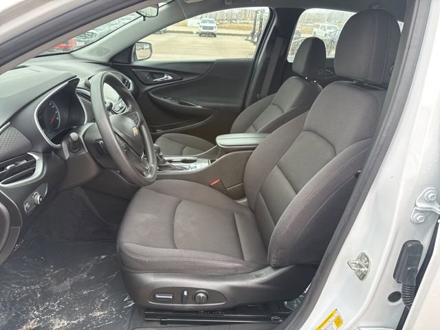 Used 2024 Chevrolet Malibu LT image 12
