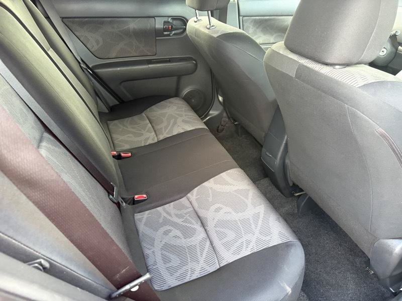Used 2013 Scion xB FWD image 7