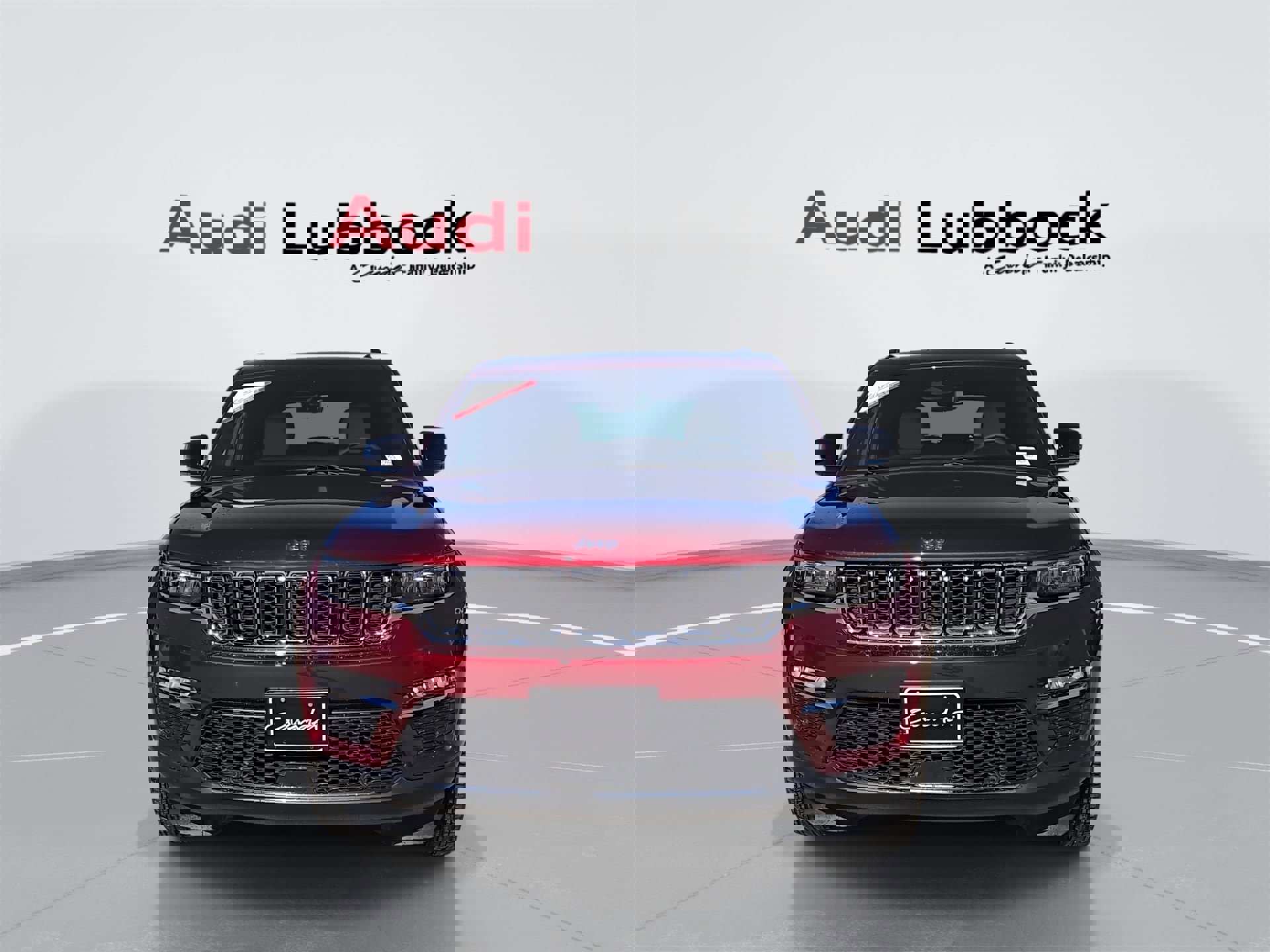 Used 2024 Jeep Grand Cherokee Limited w/ Luxury Tech Group II image 3