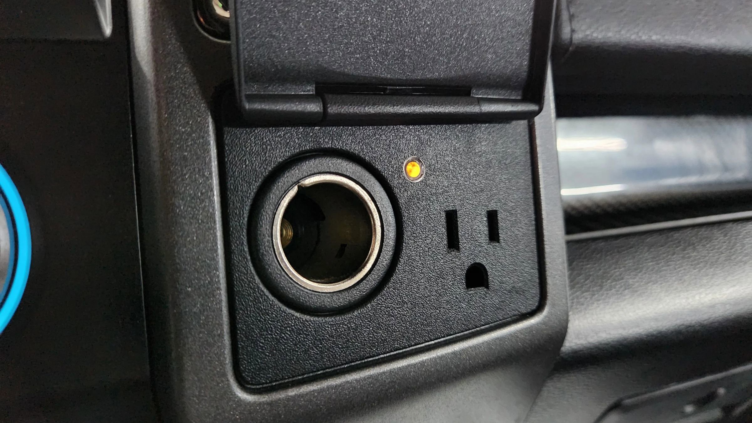 Used 2017 Ford F150 Raptor w/ Equipment Group 802A Luxury image 46