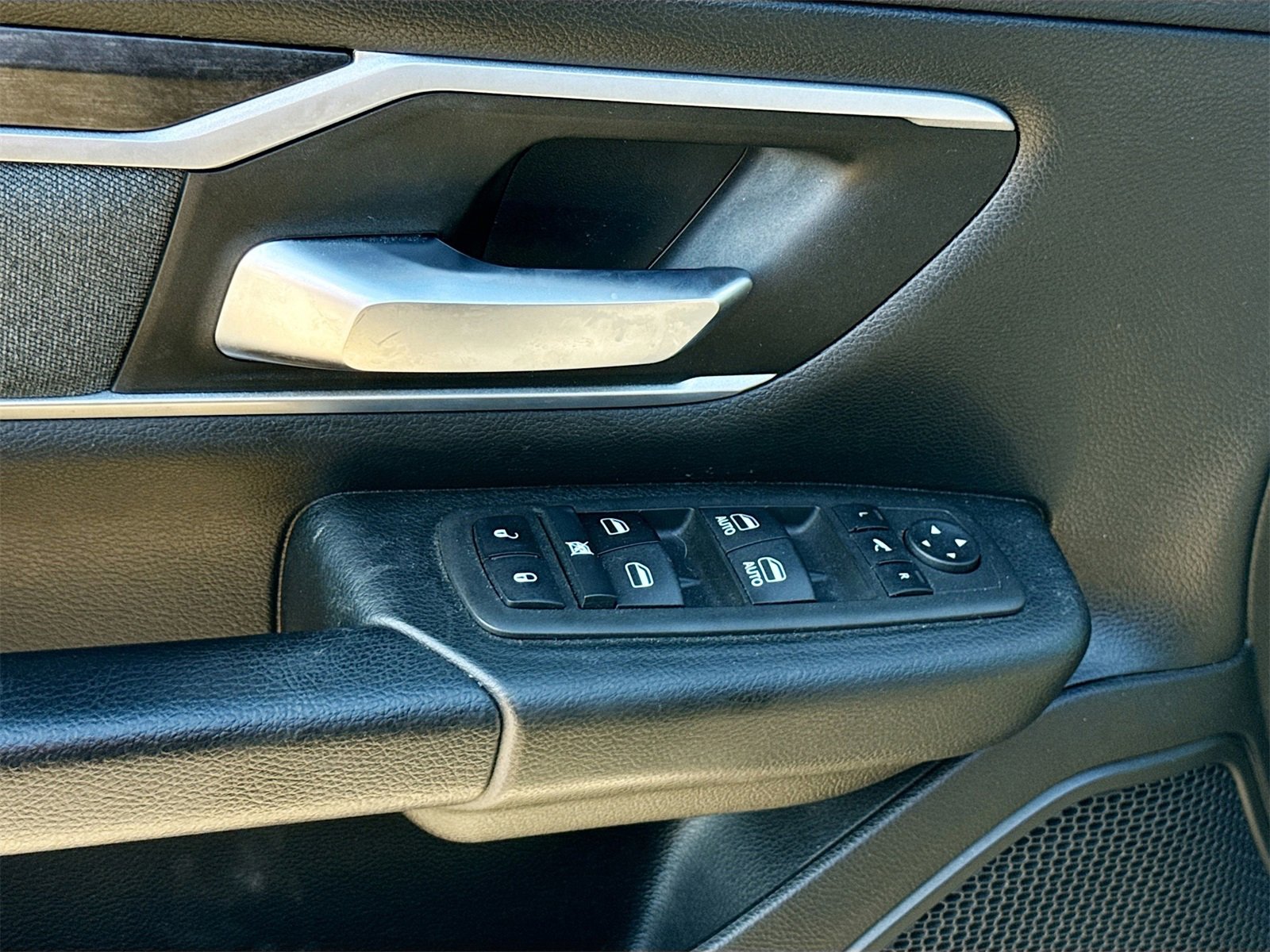 Used 2022 RAM 1500 Lone Star image 17