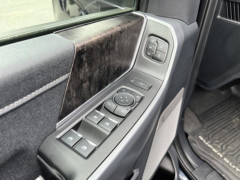 Used 2024 Ford F250 Lariat w/ Lariat Ultimate Package image 10