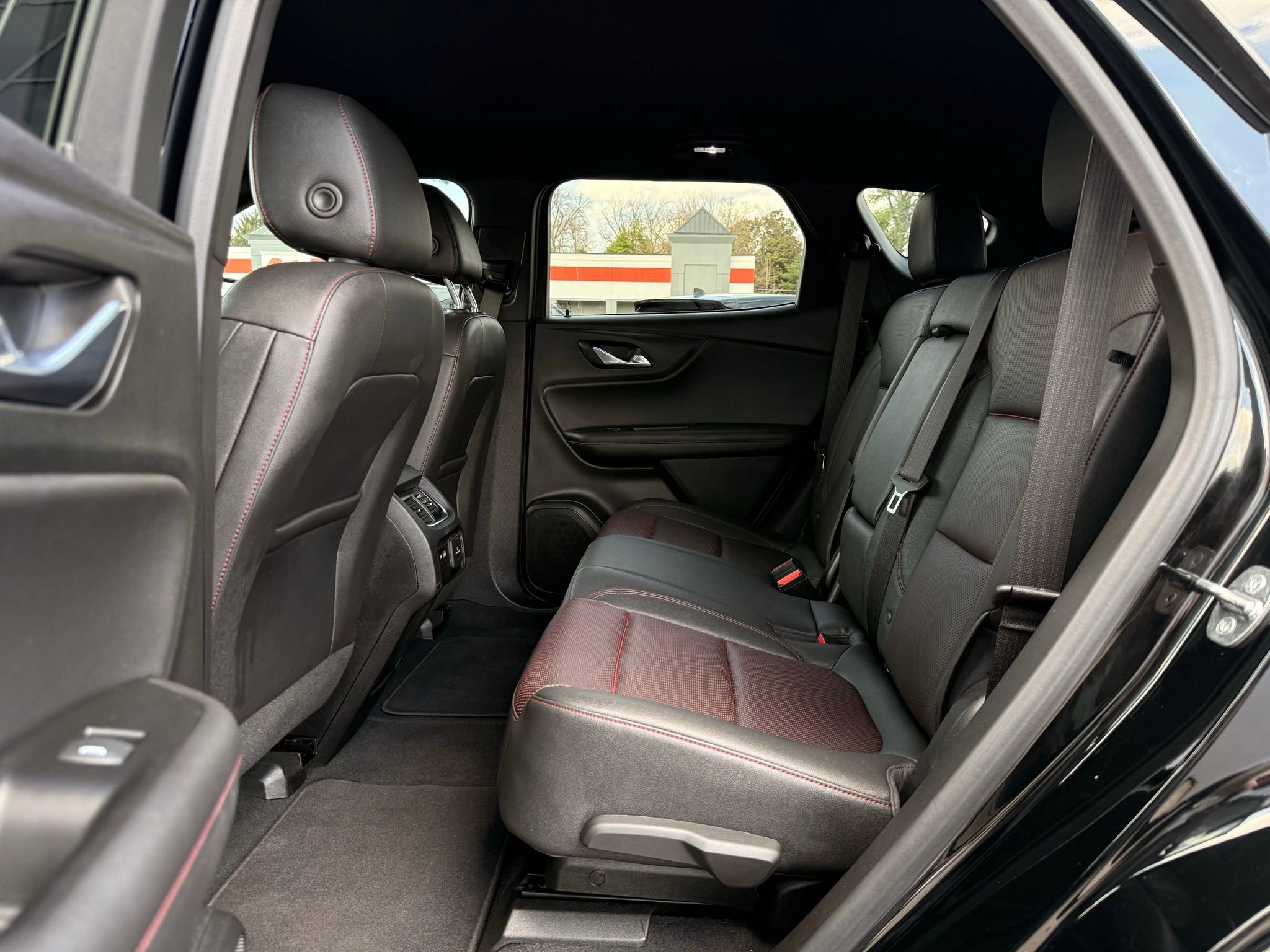 Used 2022 Chevrolet Blazer RS image 36