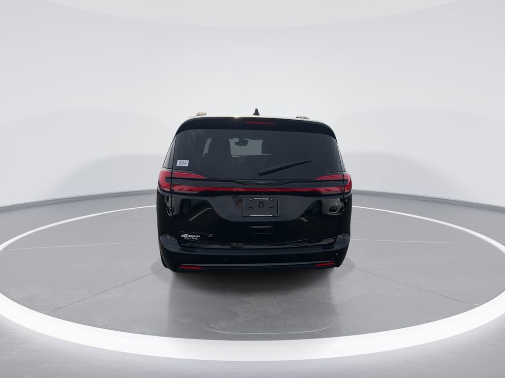 Used 2024 Chrysler Pacifica Touring-L w/ S Appearance Package FWD image 7