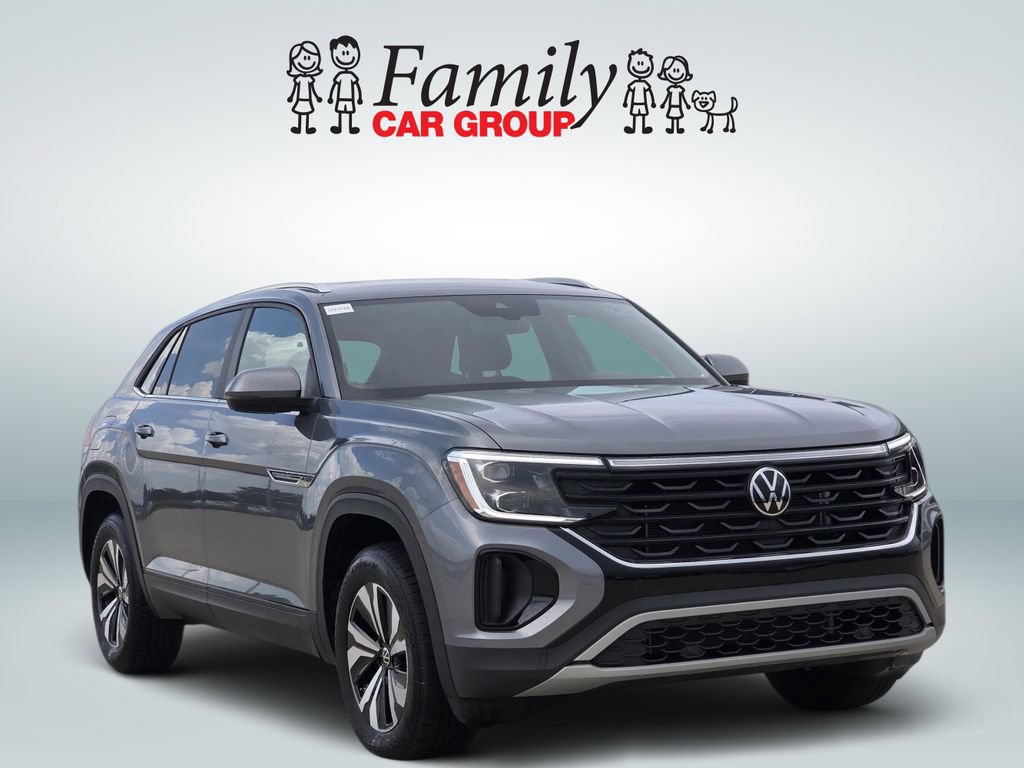 Used 2025 Volkswagen Atlas Cross Sport SE AWD/4WD image 2
