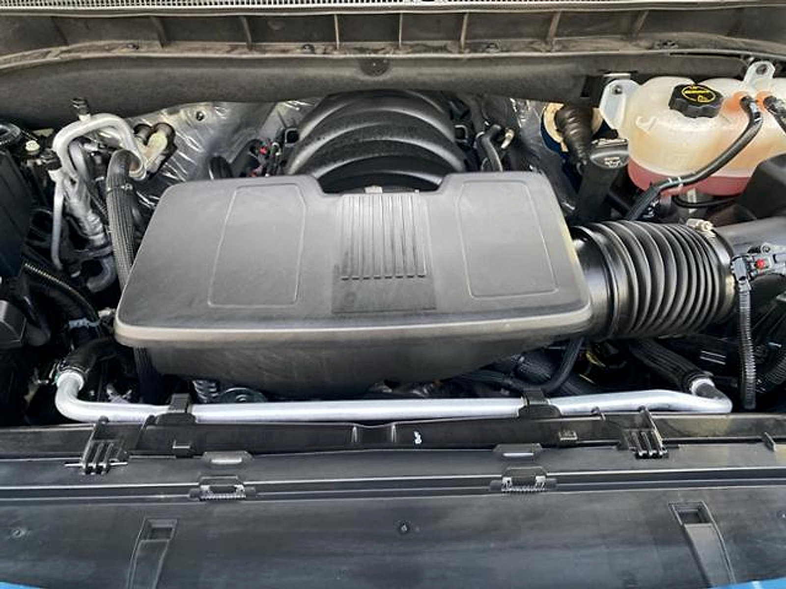 Used 2025 Chevrolet Suburban Premier image 14