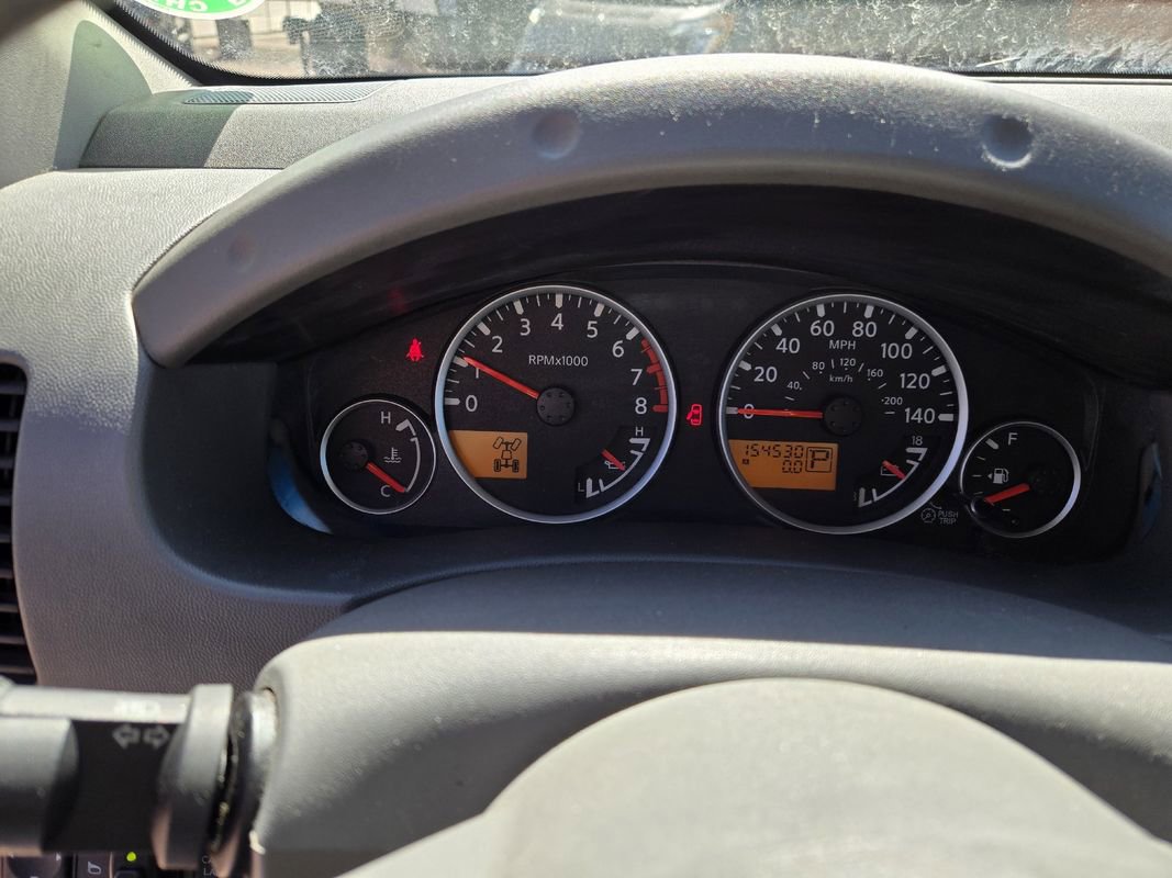 Used 2008 Nissan Frontier LE w/ Leather Pkg AWD/4WD image 16