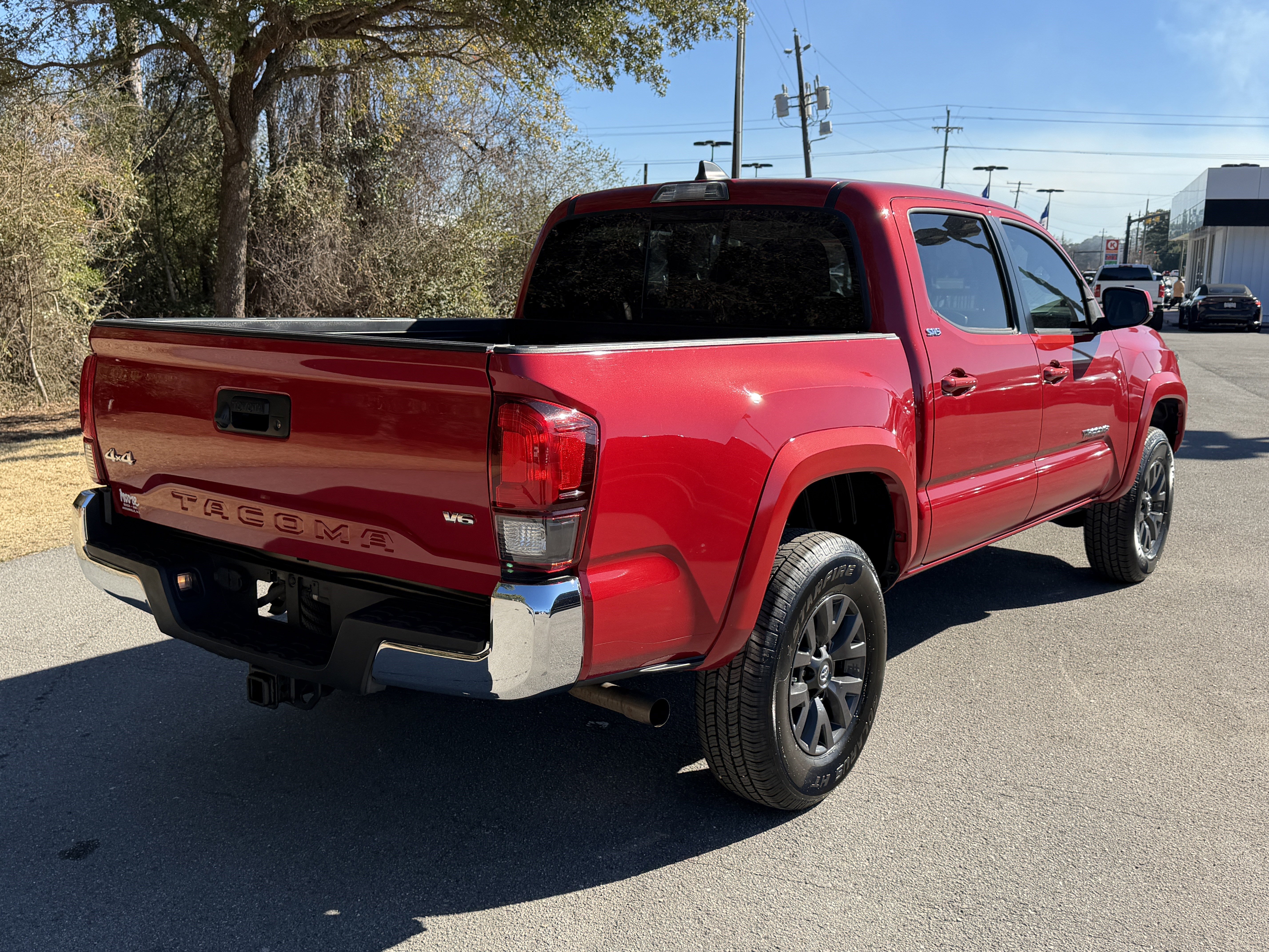 Used 2020 Toyota Tacoma SR5 image 33