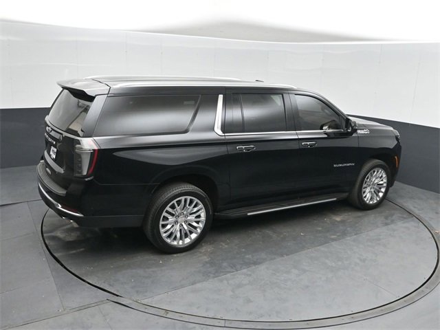 Used 2025 Chevrolet Suburban High Country w/ LPO, Illumination Package image 36