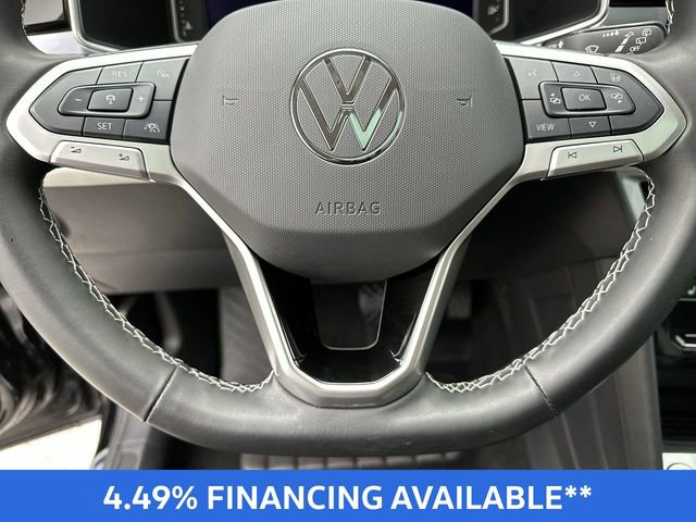 Certified 2025 Volkswagen Taos SEL image 15
