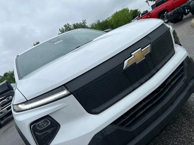 New 2025 Chevrolet Silverado EV W/T AWD/4WD image 9
