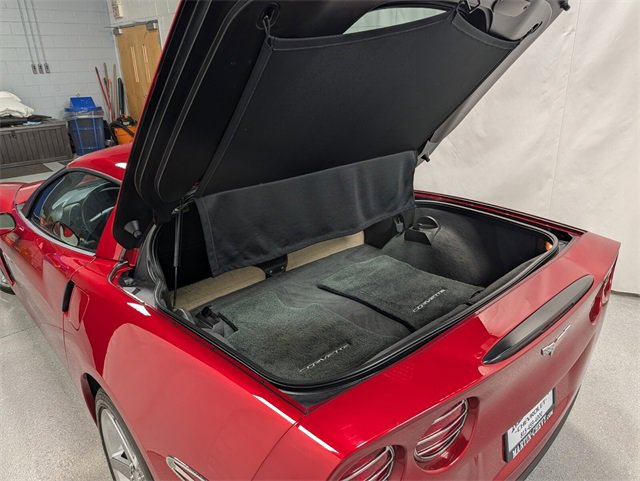 Used 2005 Chevrolet Corvette Coupe w/ Preferred Equipment Group image 14