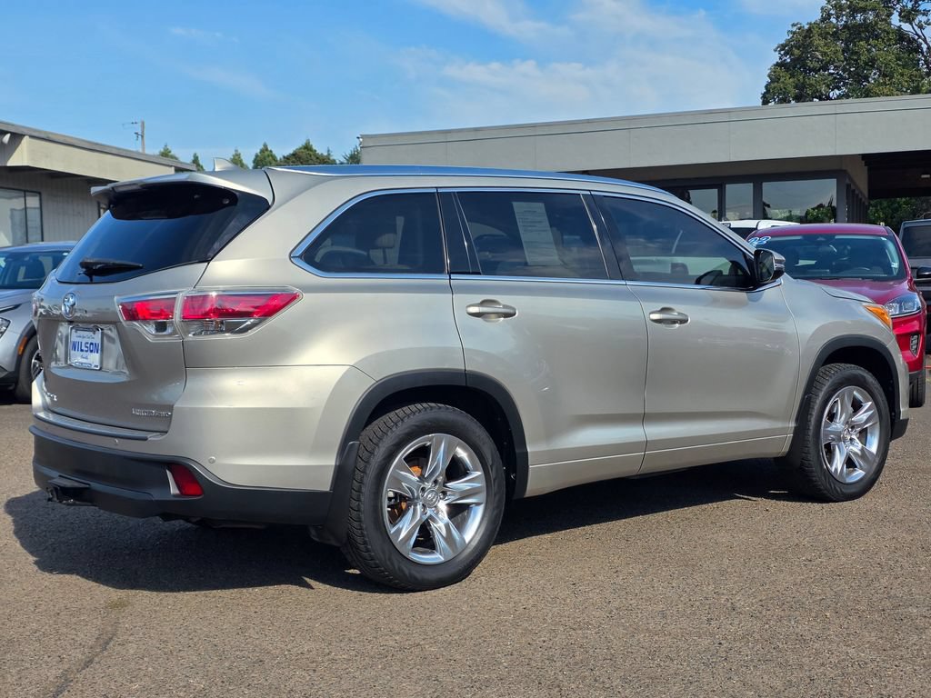 Used 2014 Toyota Highlander Limited AWD/4WD image 34