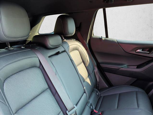 Used 2025 Chevrolet Equinox LT w/ Convenience Package II FWD image 23