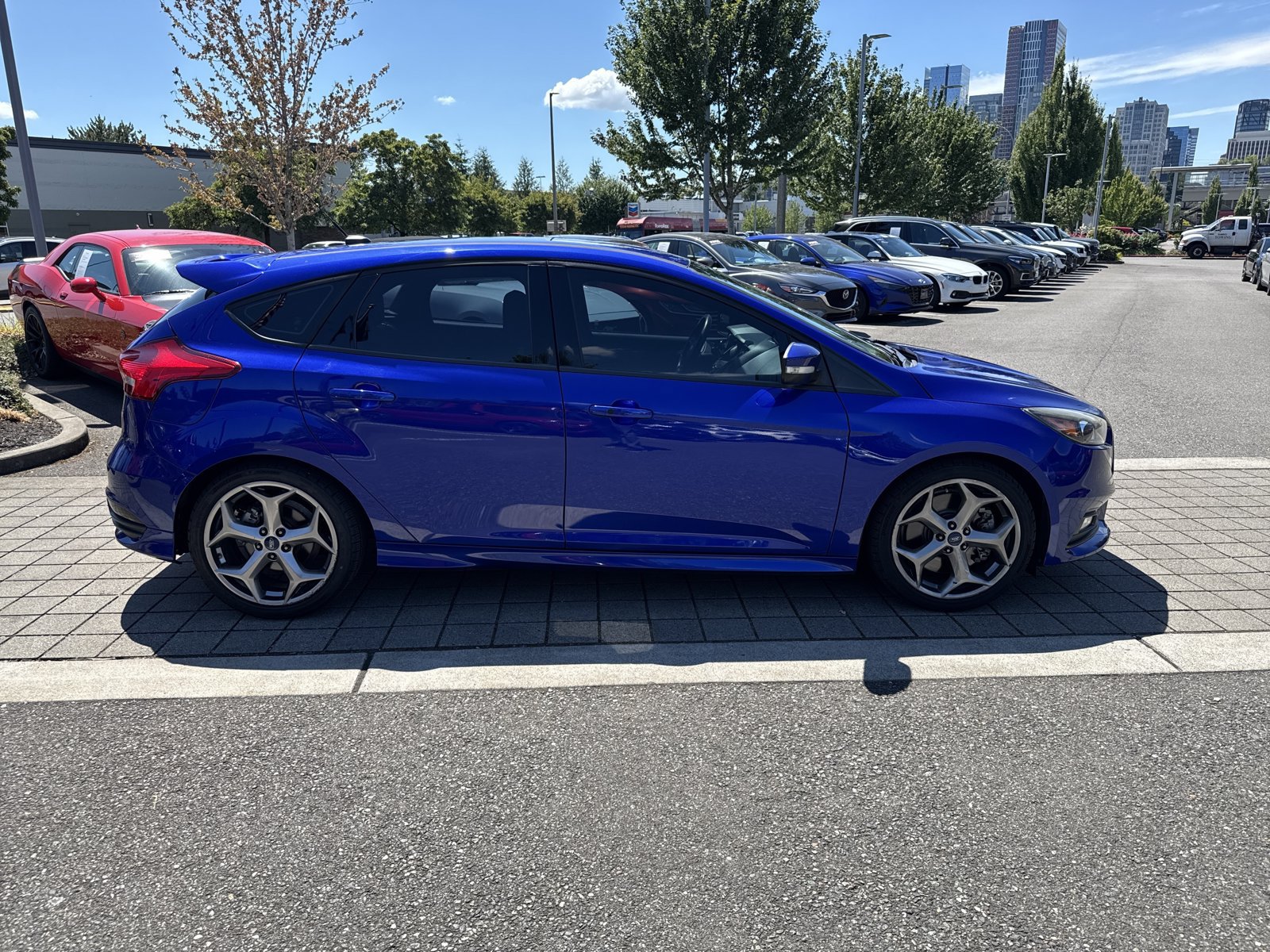Used 2015 Ford Focus ST w/ Equipment Group 401A FWD image 4