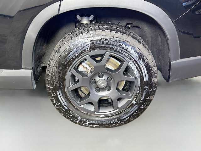 Used 2025 Honda Pilot TrailSport image 26