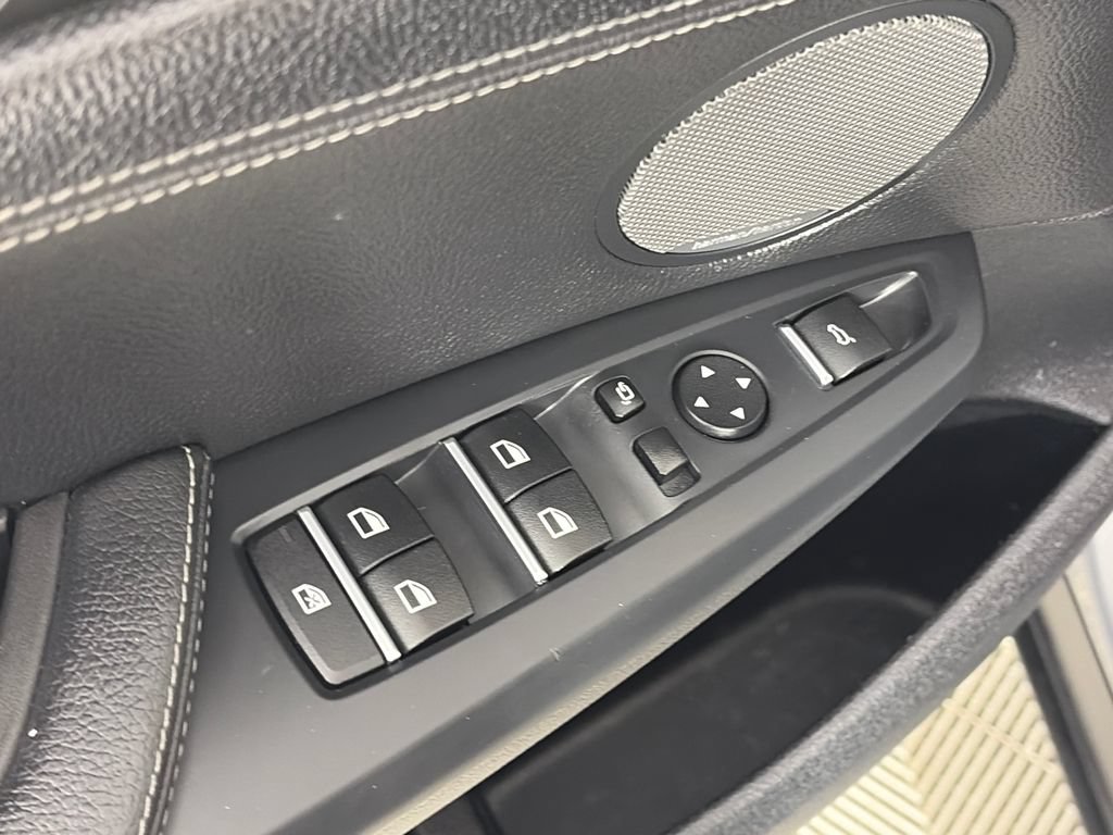 Used 2016 BMW X3 xDrive28i AWD/4WD image 25