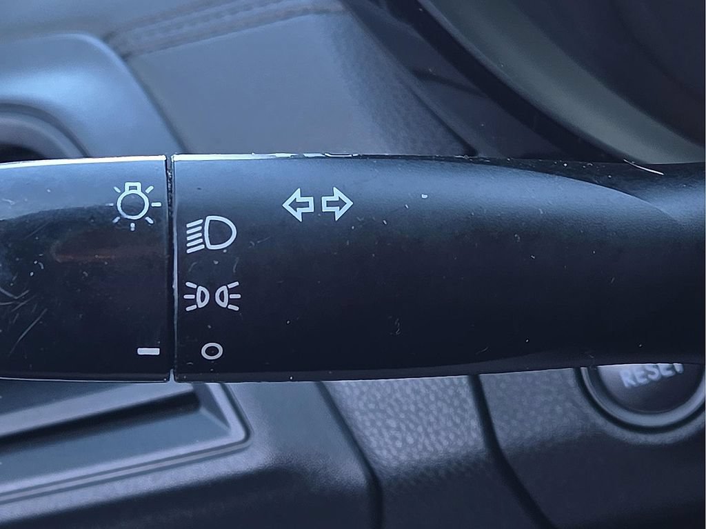 Used 2018 Subaru Crosstrek 2.0i AWD/4WD image 16