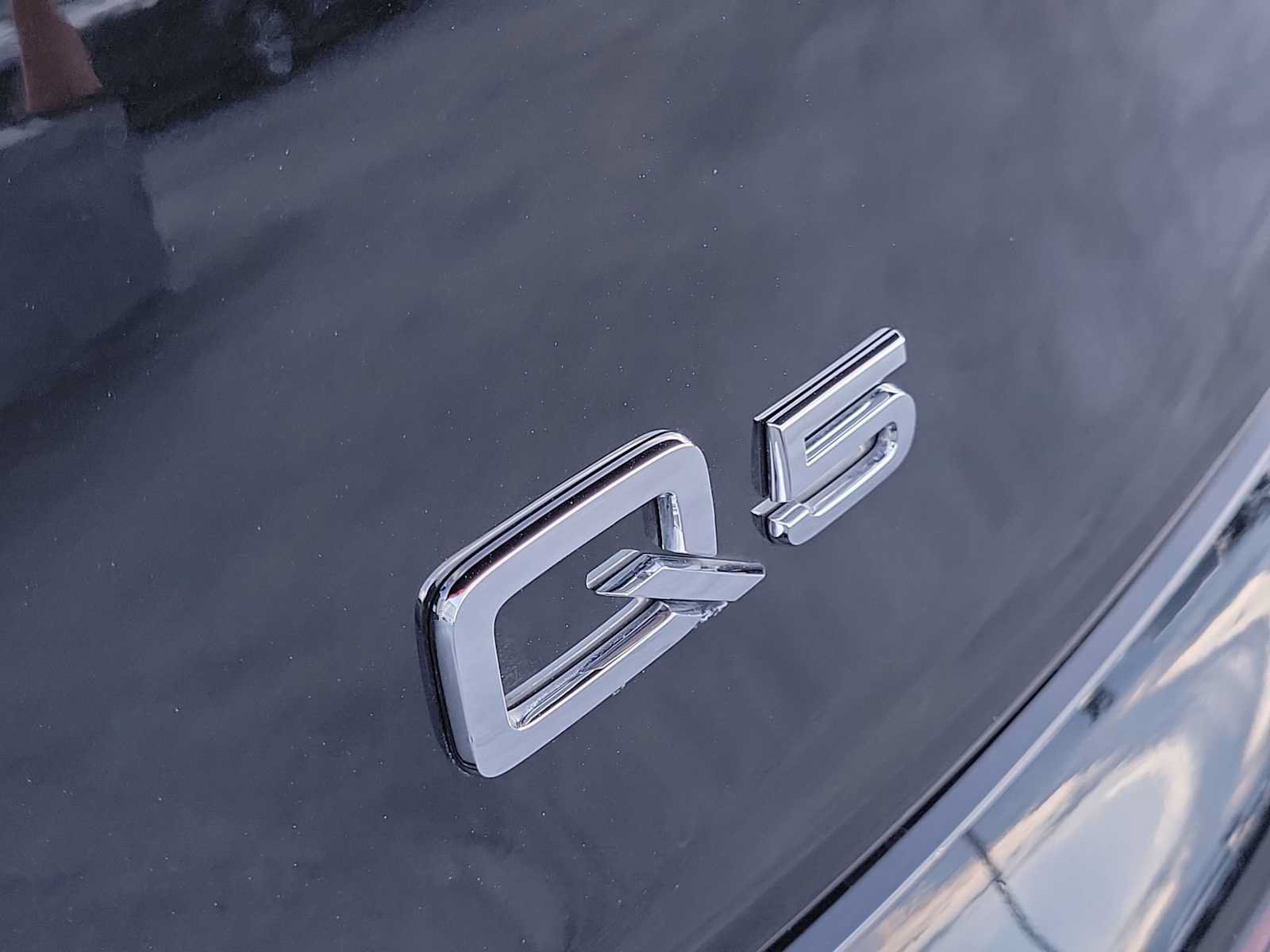 Used 2020 Audi Q5 2.0T Premium Plus w/ Premium Plus Package AWD/4WD image 11