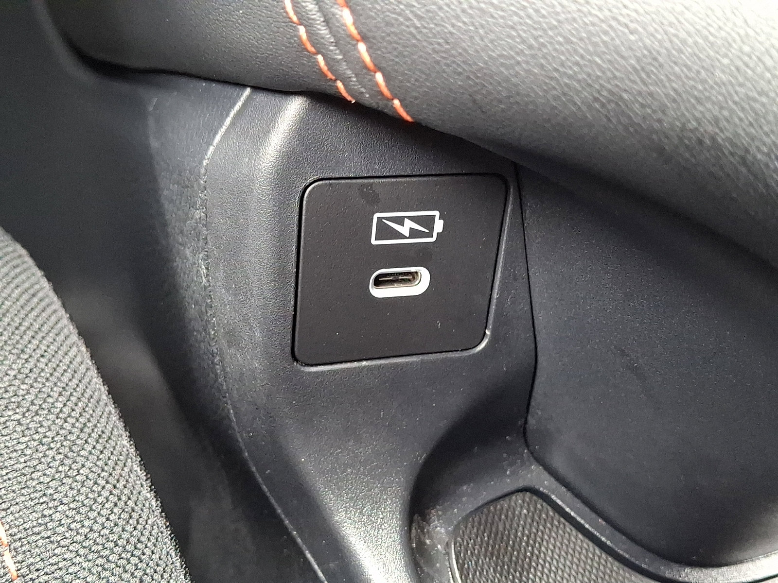 Used 2024 Honda HR-V Sport image 25