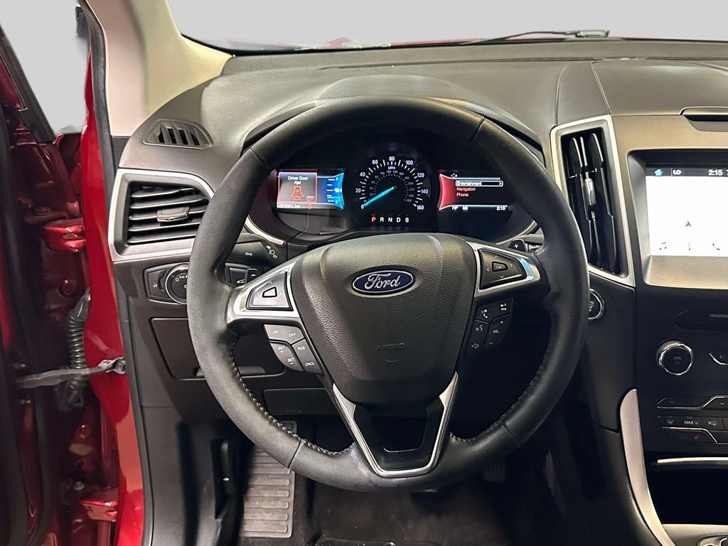 Used 2018 Ford Edge SEL w/ Equipment Group 201A AWD/4WD image 21