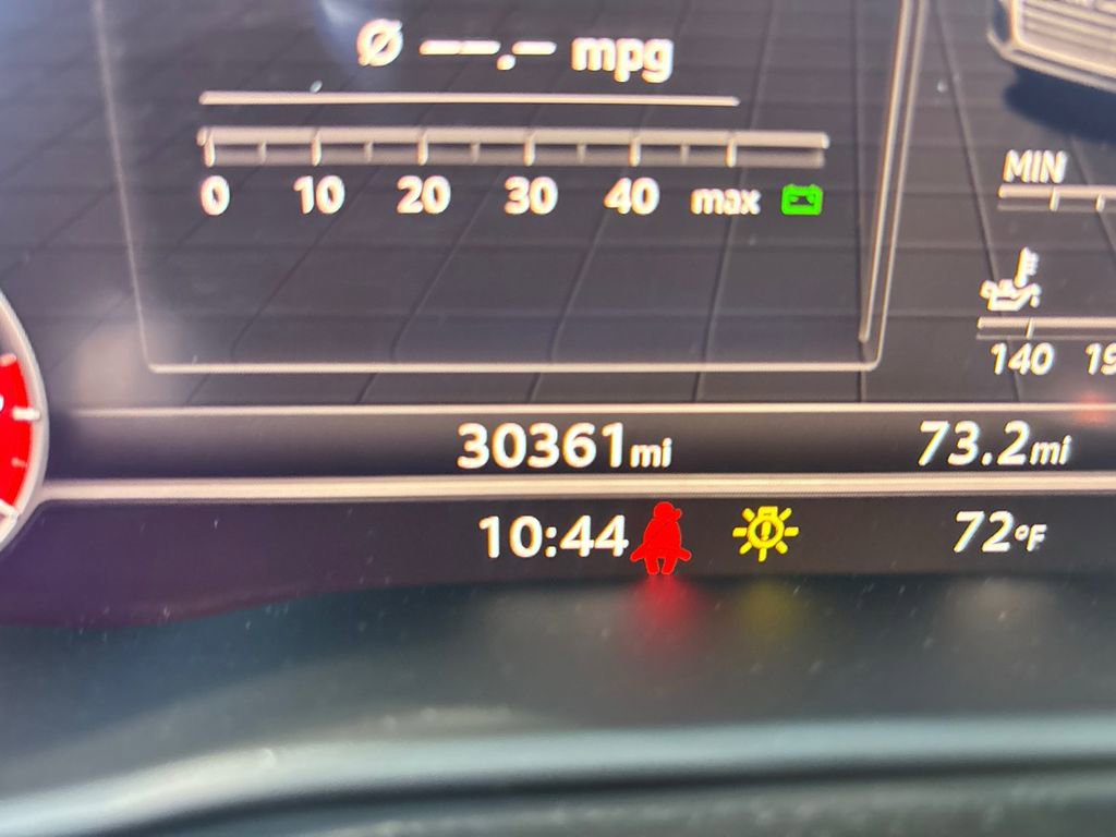 Used 2018 Audi SQ5 Premium Plus image 11